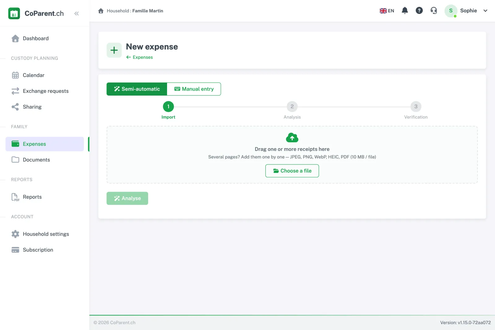 New expense with AI scan: drop one or more receipts, the analysis pre-fills the fields for review.